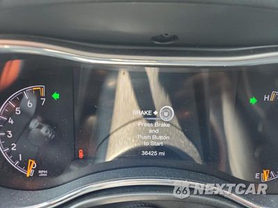 Zdjęcie 9 z 13 samochodu: 2021 JEEP GRAND CHEROKEE LIMITED VIN:1C4RJFBG2MC702200 - miniatura