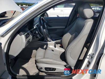Zdjęcie 7 z 12 samochodu: 2006 BMW 330 I VIN:WBAVB33506PS12838 - miniatura