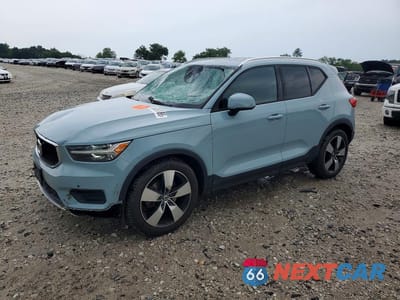 2019 VOLVO XC40 T5 MOMENTUM YV4162UK0K2084545 - główne zdjęcie licytacji z USA - miniatura