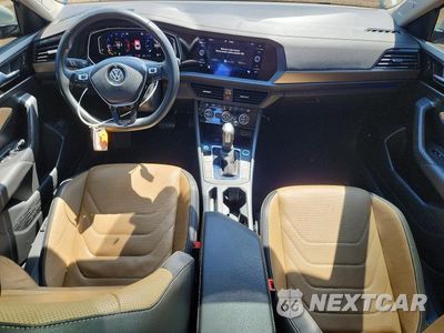 Zdjęcie 8 z 12 samochodu: 2020 VOLKSWAGEN JETTA SEL PREMIUM VIN:3VWG57BU5LM094836 - miniatura