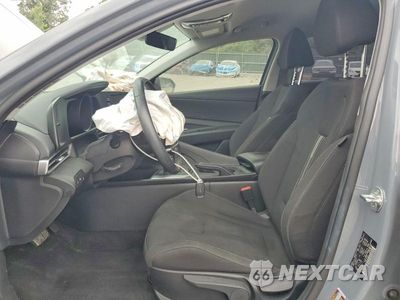 Zdjęcie 7 z 12 samochodu: 2022 HYUNDAI ELANTRA SEL VIN:KMHLM4AG1NU294086 - miniatura