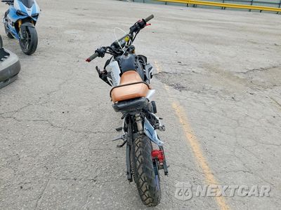 Czwarte zdjęcie samochodu z boku: 2018 HONDA GROM VIN:MLHJC7517J5002481 - miniatura