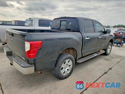 Trzecie zdjęcie samochodu z tyłu: 2019 NISSAN TITAN SV VIN:1N6AA1EK9KN510223 - miniatura