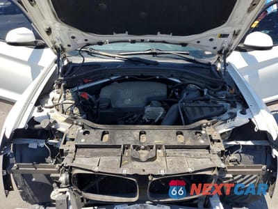 Zdjęcie 11 z 13 samochodu: 2017 BMW X3 SDRIVE28I VIN:5UXWZ7C3XH0X39370 - miniatura