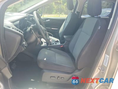 Zdjęcie 7 z 13 samochodu: 2018 FORD ESCAPE SE VIN:1FMCU0GD0JUC67431 - miniatura
