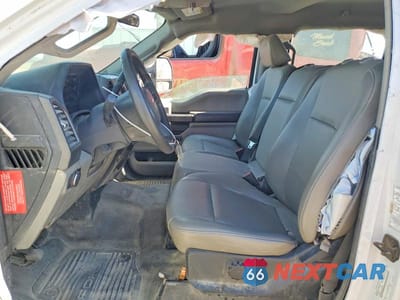 Zdjęcie 7 z 12 samochodu: 2022 FORD F350 SD 4WD 6.2L V8 STAKE BED VIN:1FD8W3H62NED17361 - miniatura
