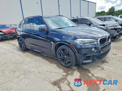 Czwarte zdjęcie samochodu z boku: 2016 BMW X5 M VIN:5YMKT6C57G0R78183 - miniatura
