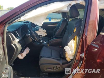 Zdjęcie 7 z 14 samochodu: 2017 TOYOTA HIGHLANDER LE PLUS VIN:5TDZZRFH6HS204552 - miniatura