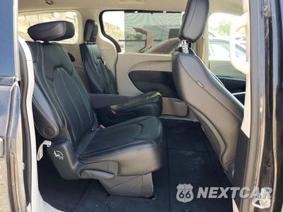 Zdjęcie 11 z 13 samochodu: 2023 CHRYSLER PACIFICA TOURING L VIN:2C4RC3BG1PR605428 - miniatura