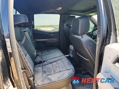 Zdjęcie 10 z 12 samochodu: 2025 GMC CANYON DENALI VIN:1GTP2FEK2S1200266 - miniatura