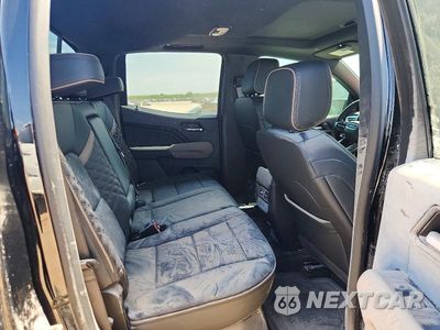 Zdjęcie 10 z 12 samochodu: 2025 GMC CANYON DENALI VIN:1GTP2FEK2S1200266 - miniatura