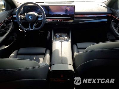 Zdjęcie 8 z 12 samochodu: 2026 BMW I5 EDRIVE 40 VIN:WBY63HG03TCX25860 - miniatura