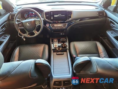 Zdjęcie 8 z 13 samochodu: 2019 HONDA PASSPORT TOURING VIN:5FNYF7H97KB000403 - miniatura