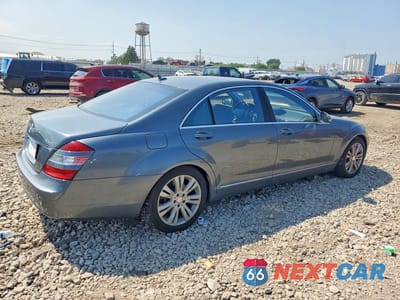 Trzecie zdjęcie samochodu z tyłu: 2009 MERCEDES-BENZ S 550 4MATIC VIN:WDDNG86X29A248591 - miniatura
