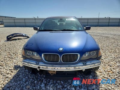 Piąte zdjęcie samochodu w środku: 2004 BMW 330 I VIN:WBAEV53464KM37673 - miniatura