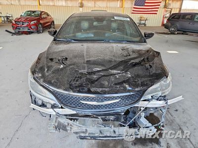 Piąte zdjęcie samochodu w środku: 2015 CHRYSLER 200 S VIN:1C3CCCBG4FN601248 - miniatura