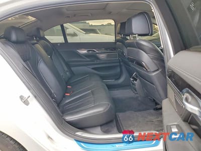 Zdjęcie 10 z 12 samochodu: 2016 BMW 750 XI VIN:WBA7F2C53GG415098 - miniatura