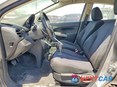 Zdjęcie 7 z 12 samochodu: 2013 MAZDA MAZDA2 VIN:JM1DE1KY2D0166375 - miniatura