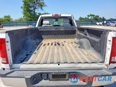 Zdjęcie 10 z 12 samochodu: 2013 GMC SIERRA K2500 SLE VIN:1GT020C84DF211104 - miniatura