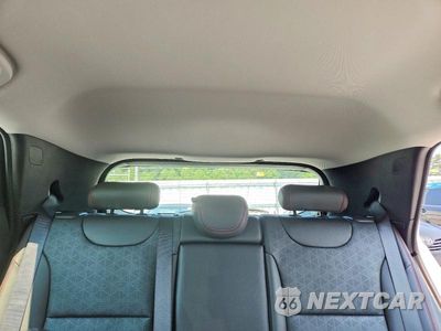Zdjęcie 10 z 13 samochodu: 2027 CHEVROLET BOLT RS VIN:1G1FZ6EV1VF106784 - miniatura