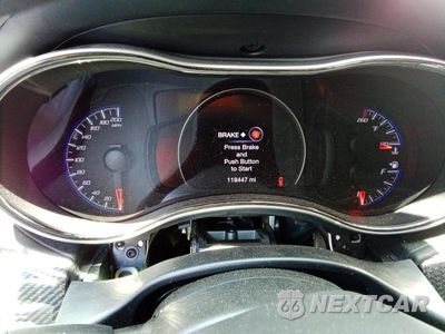 Zdjęcie 9 z 13 samochodu: 2018 JEEP GRAND CHEROKEE TRACKHAWK VIN:1C4RJFN97JC325470 - miniatura
