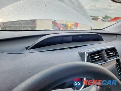 Zdjęcie 9 z 12 samochodu: 2022 TOYOTA PRIUS LE AWD-E VIN:JTDL9MFU0N3033834 - miniatura