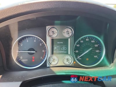 Zdjęcie 9 z 13 samochodu: 2010 LEXUS LX 570 VIN:JTJHY7AX5A4037066 - miniatura