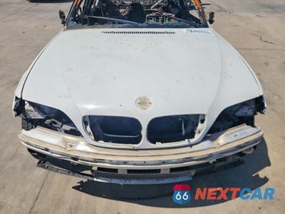 Zdjęcie 11 z 11 samochodu: 2004 BMW 330 I VIN:WBAEV53454KM34084 - miniatura