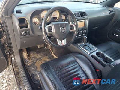 Zdjęcie 8 z 12 samochodu: 2014 DODGE CHALLENGER SXT VIN:2C3CDYAG6EH160810 - miniatura