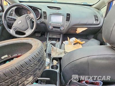 Zdjęcie 8 z 12 samochodu: 2014 KIA FORTE EX VIN:KNAFZ4A88E5093062 - miniatura