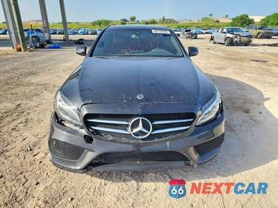 Piąte zdjęcie samochodu w środku: 2018 MERCEDES-BENZ C 300 VIN:WDDWF4JB0JR407092 - miniatura