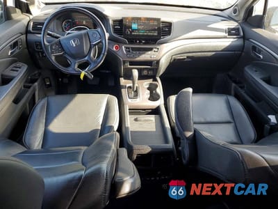 Zdjęcie 8 z 12 samochodu: 2020 HONDA PILOT EXL VIN:5FNYF5H57LB021786 - miniatura