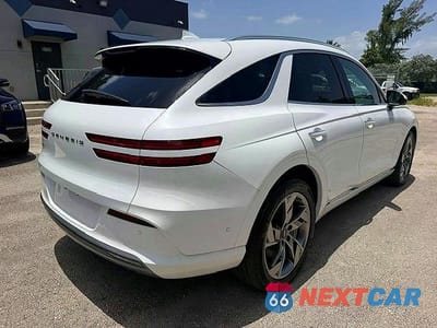 Trzecie zdjęcie samochodu z tyłu: 2025 GENESIS G70 VIN:5NMMCET15SH005210 - miniatura