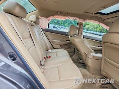 Zdjęcie 10 z 13 samochodu: 2006 HONDA ACCORD EX VIN:1HGCM56866A075639 - miniatura
