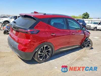 Trzecie zdjęcie samochodu z tyłu: 2023 CHEVROLET BOLT EUV PREMIER VIN:1G1FZ6S07P4181366 - miniatura