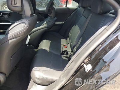 Zdjęcie 10 z 12 samochodu: 2025 MERCEDES-BENZ C 300 4MATIC VIN:W1KAF4HBXSR279056 - miniatura