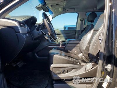 Zdjęcie 7 z 13 samochodu: 2024 GMC YUKON XL C1500 SLT VIN:1GKS1GKC0KR395970 - miniatura