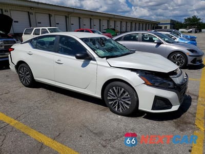 Czwarte zdjęcie samochodu z boku: 2026 NISSAN ALTIMA SV VIN:1N4BL4DW6TN332897 - miniatura
