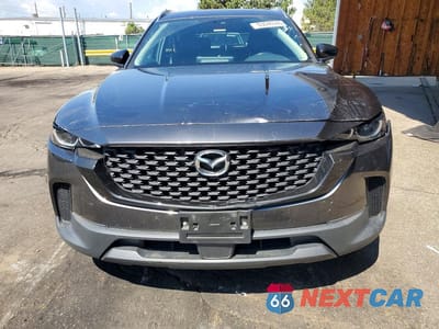 Piąte zdjęcie samochodu w środku: 2023 MAZDA CX-50 PREFERRED PLUS VIN:7MMVABCMXPN142589 - miniatura