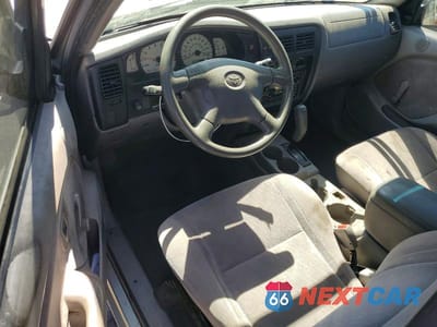 Zdjęcie 8 z 13 samochodu: 2001 TOYOTA TACOMA XTRACAB VIN:5TEVL52N21Z865797 - miniatura