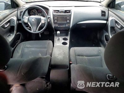 Zdjęcie 8 z 12 samochodu: 2015 NISSAN ALTIMA 2.5 SV VIN:1N4AL3AP4FC125055 - miniatura