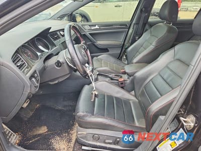 Zdjęcie 7 z 13 samochodu: 2017 VOLKSWAGEN GTI S/SE VIN:3VW447AU7HM062789 - miniatura