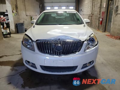 Piąte zdjęcie samochodu w środku: 2013 BUICK VERANO VIN:1G4PP5SK5D4244288 - miniatura