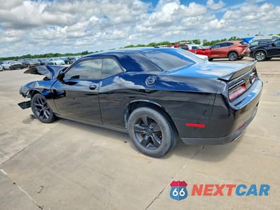 Drugie zdjęcie samochodu z przodu: 2021 DODGE CHALLENGER SXT VIN:2C3CDZAG0MH509884 - miniatura