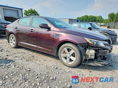 Czwarte zdjęcie samochodu z boku: 2014 KIA OPTIMA LX VIN:5XXGM4A73EG319453 - miniatura