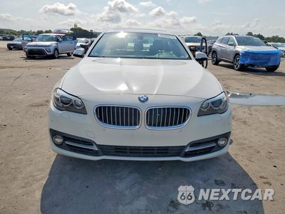 Piąte zdjęcie samochodu w środku: 2016 BMW 528 I VIN:WBA5A5C5XGD528510 - miniatura