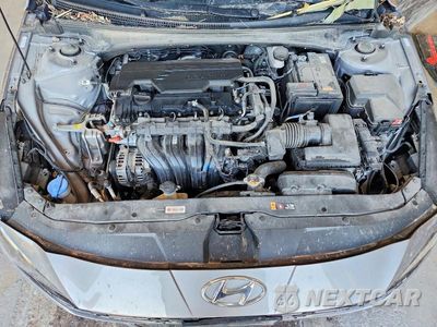 Zdjęcie 11 z 12 samochodu: 2023 HYUNDAI ELANTRA LIMITED VIN:KMHLP4AG1PU570020 - miniatura