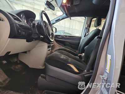Zdjęcie 7 z 14 samochodu: 2015 DODGE GRAND CARAVAN SE VIN:2C4RDGBG8FR688603 - miniatura