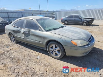 Czwarte zdjęcie samochodu z boku: 2002 FORD TAURUS SE VIN:1FAFP53UX2A190538 - miniatura