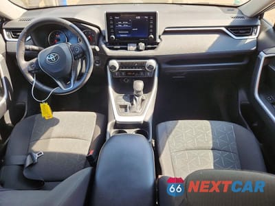 Zdjęcie 8 z 14 samochodu: 2021 TOYOTA RAV4 XLE VIN:2T3P1RFVXMW150573 - miniatura